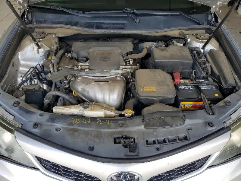 2014 TOYOTA CAMRY SE  