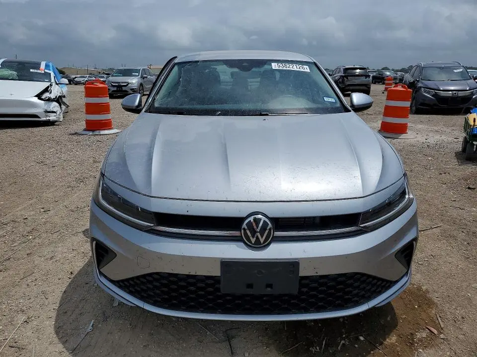 2025 VOLKSWAGEN JETTA SE  