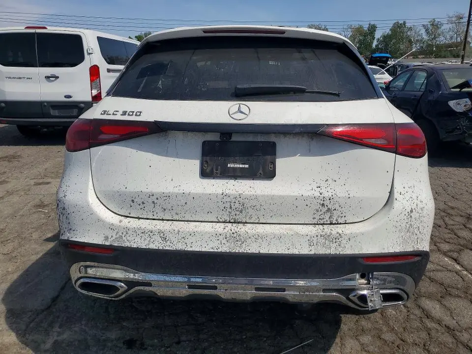 2024 MERCEDES-BENZ GLC 300  