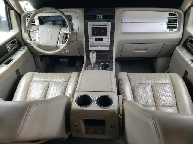 2010 LINCOLN NAVIGATOR   