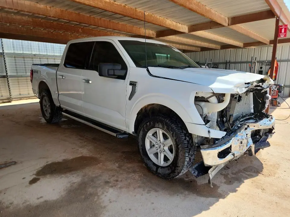 2025 FORD F150 XLT  
