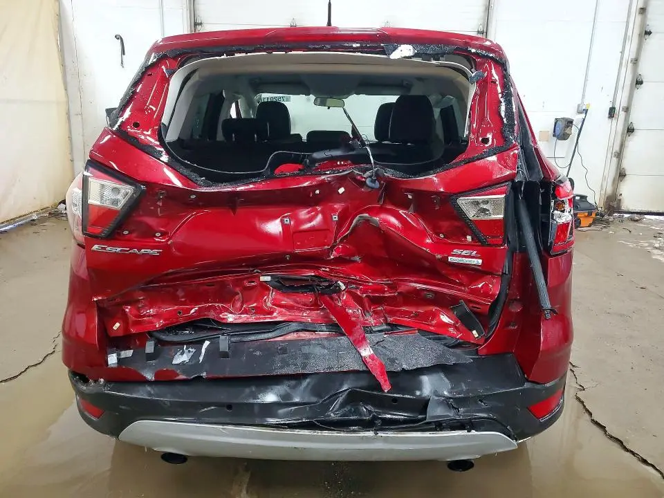 2018 FORD ESCAPE SEL  