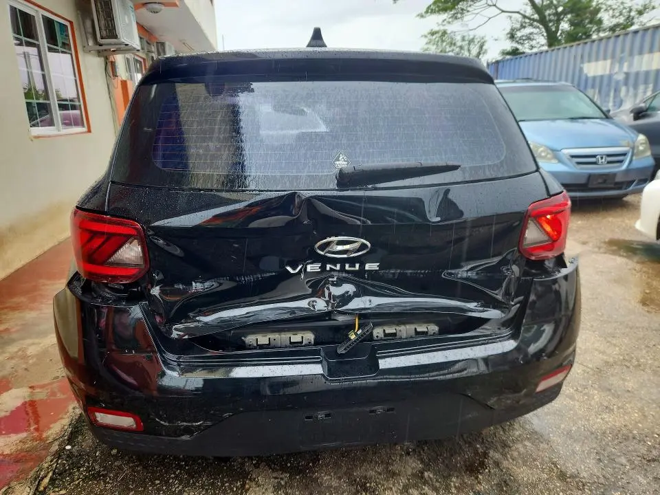 2020 HYUNDAI VENUE SE  
