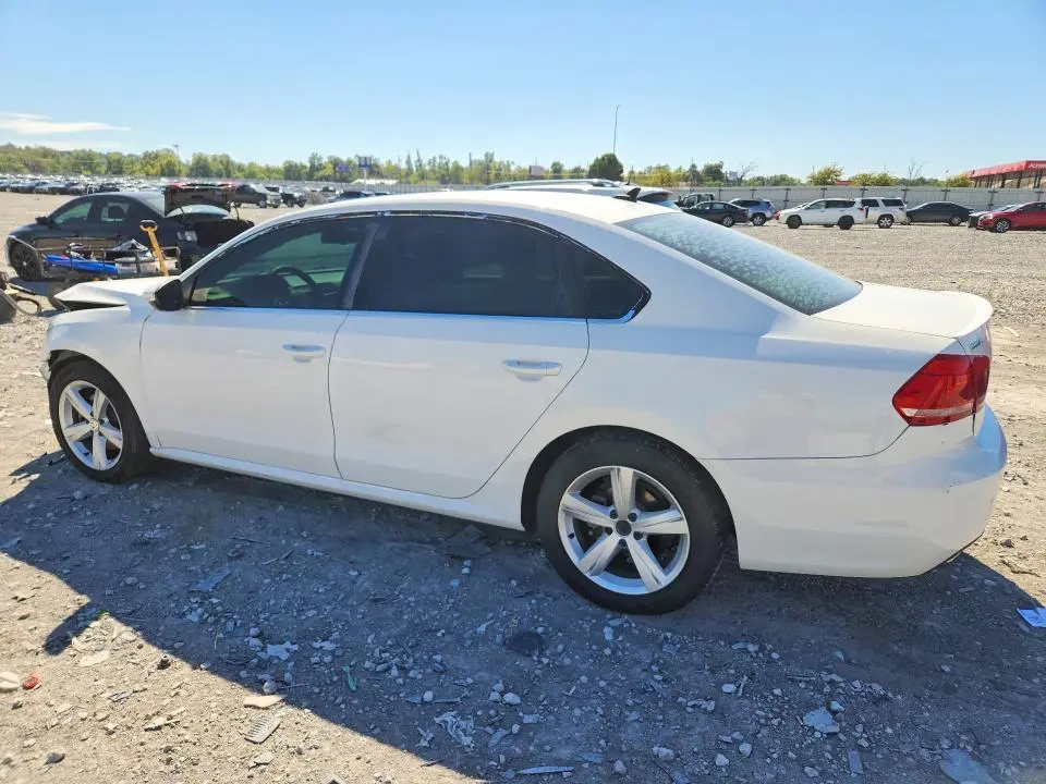 2012 VOLKSWAGEN PASSAT SE  