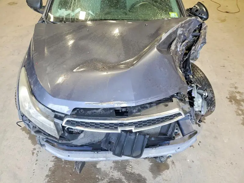 2013 CHEVROLET CRUZE LS  