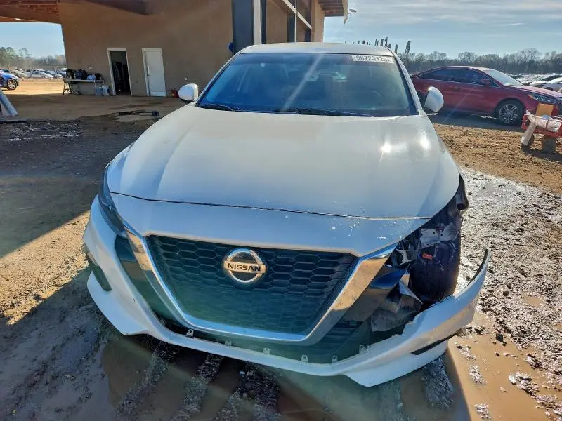 2019 NISSAN ALTIMA S  