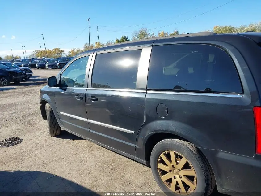 2015 CHRYSLER TOWN & COUNTRY TOURING