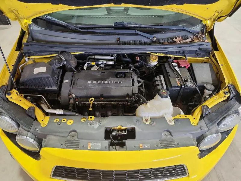 2015 CHEVROLET SONIC LT  