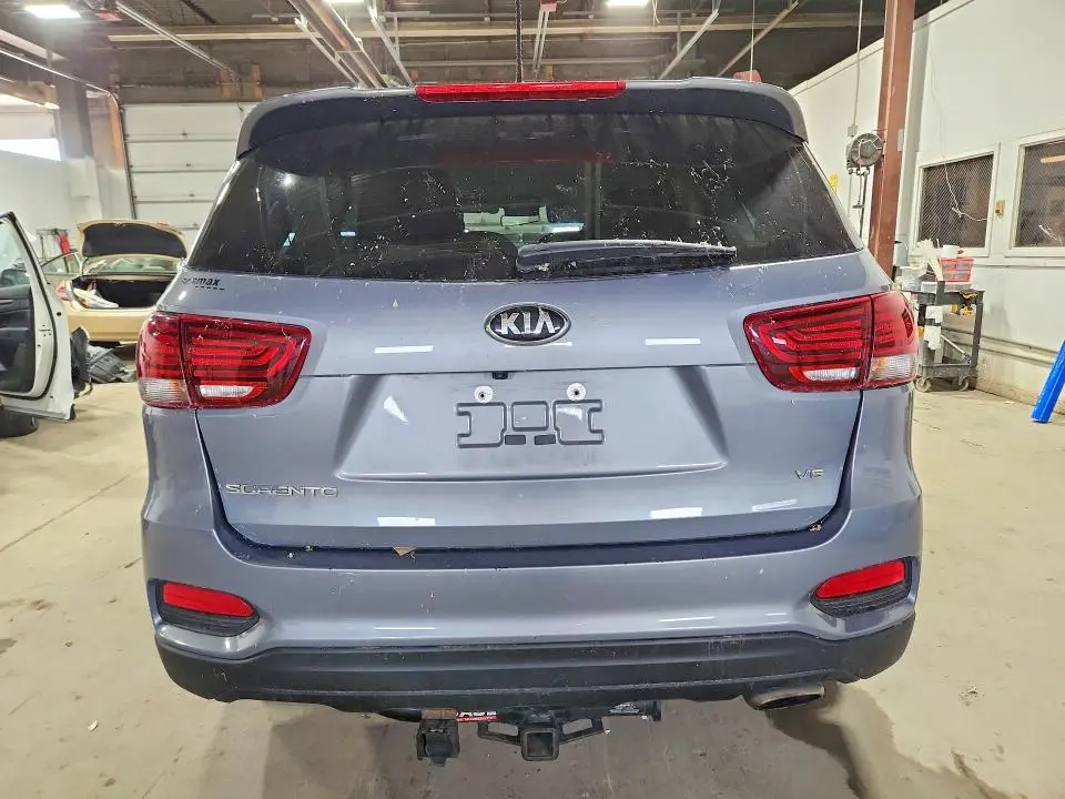 2020 KIA SORENTO S  