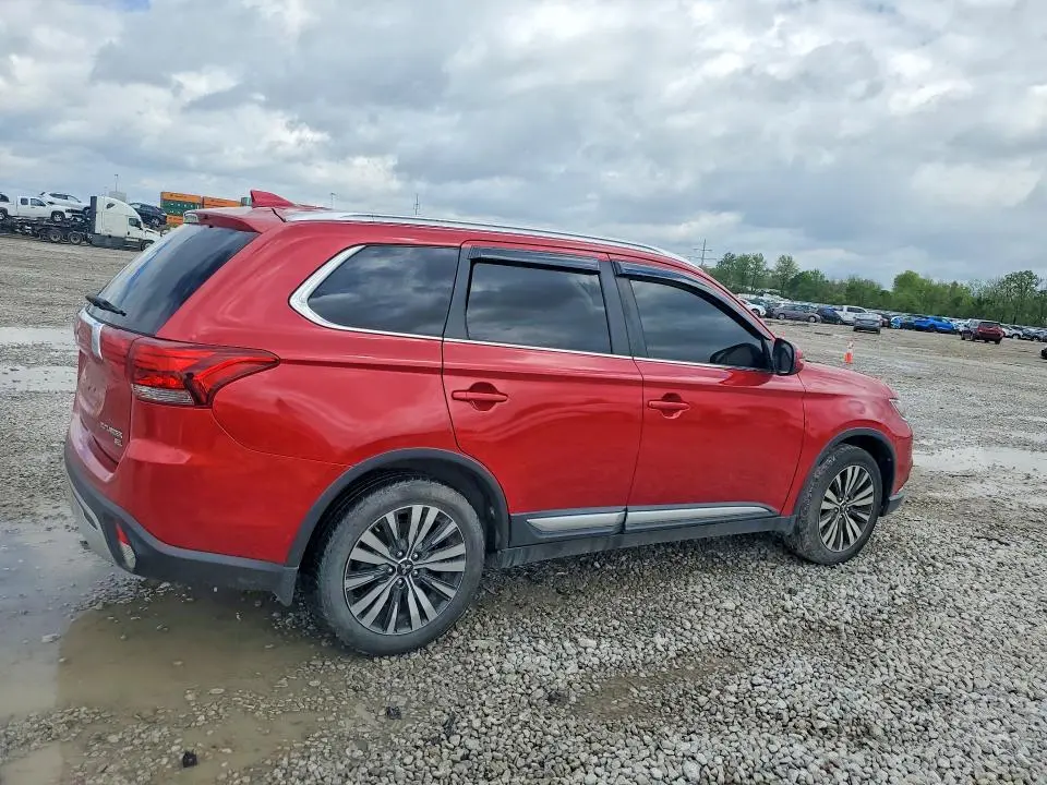 2019 MITSUBISHI OUTLANDER SE  