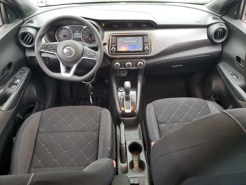 2020 NISSAN KICKS S  