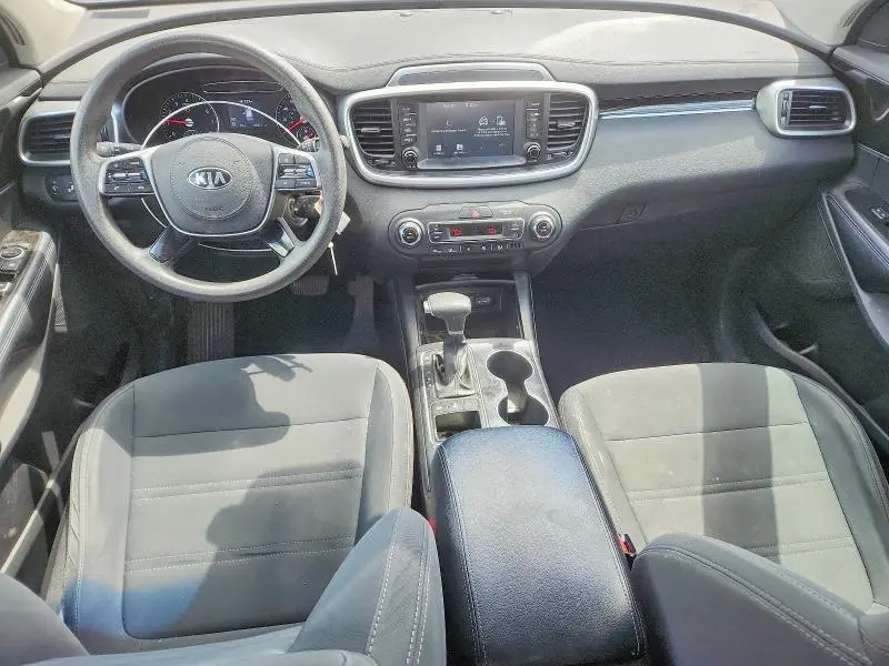 2019 KIA SORENTO LX V6  