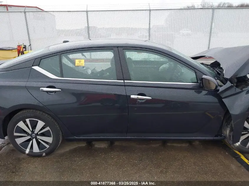 2021 NISSAN ALTIMA SV