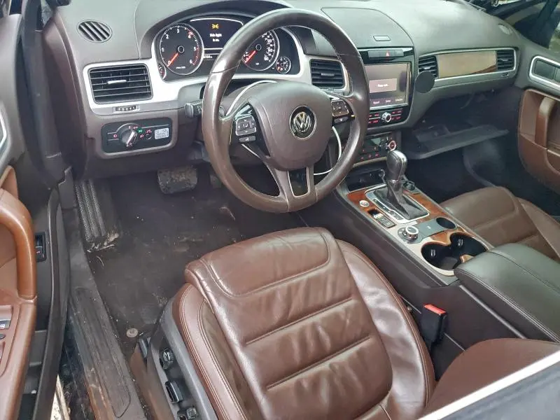 2014 VOLKSWAGEN TOUAREG V6 TDI  