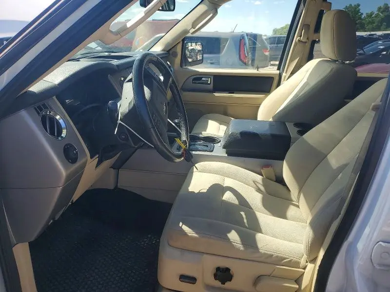 2017 FORD EXPEDITION EL XLT  