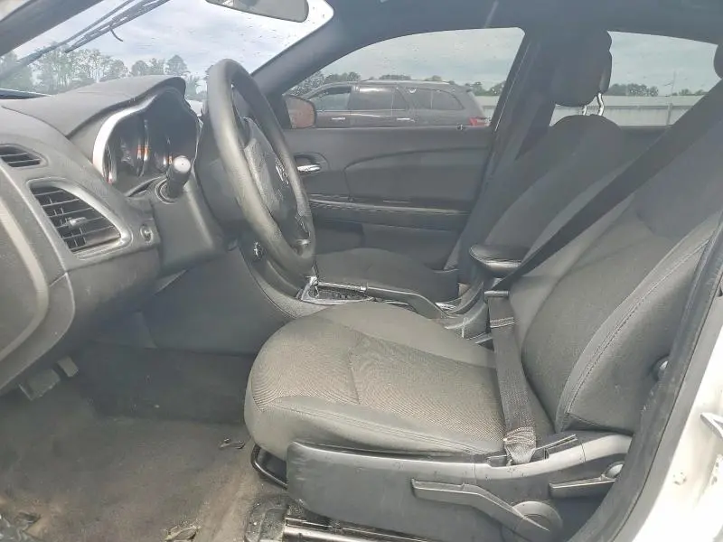 2012 DODGE AVENGER SE  