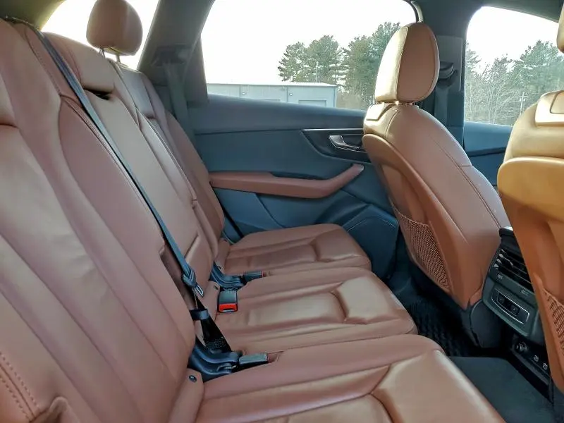 2021 AUDI Q7 PREMIUM  