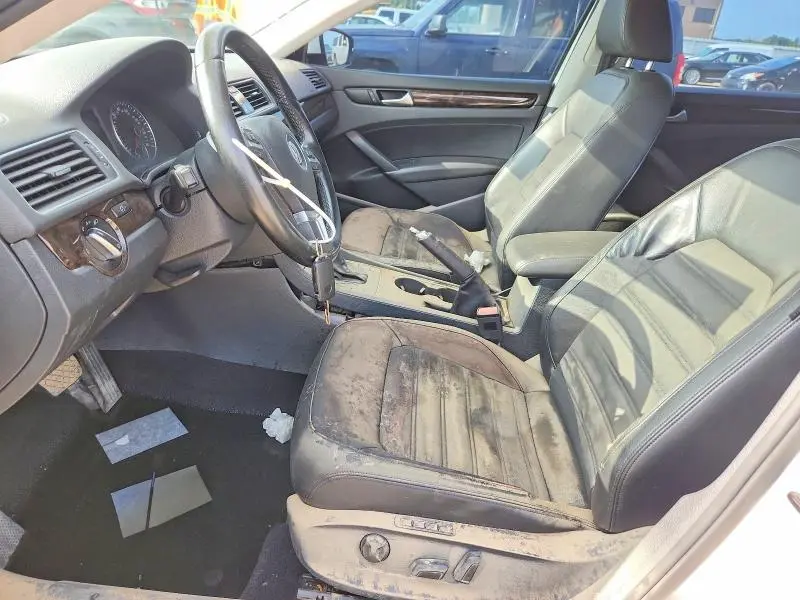 2014 VOLKSWAGEN PASSAT SEL  