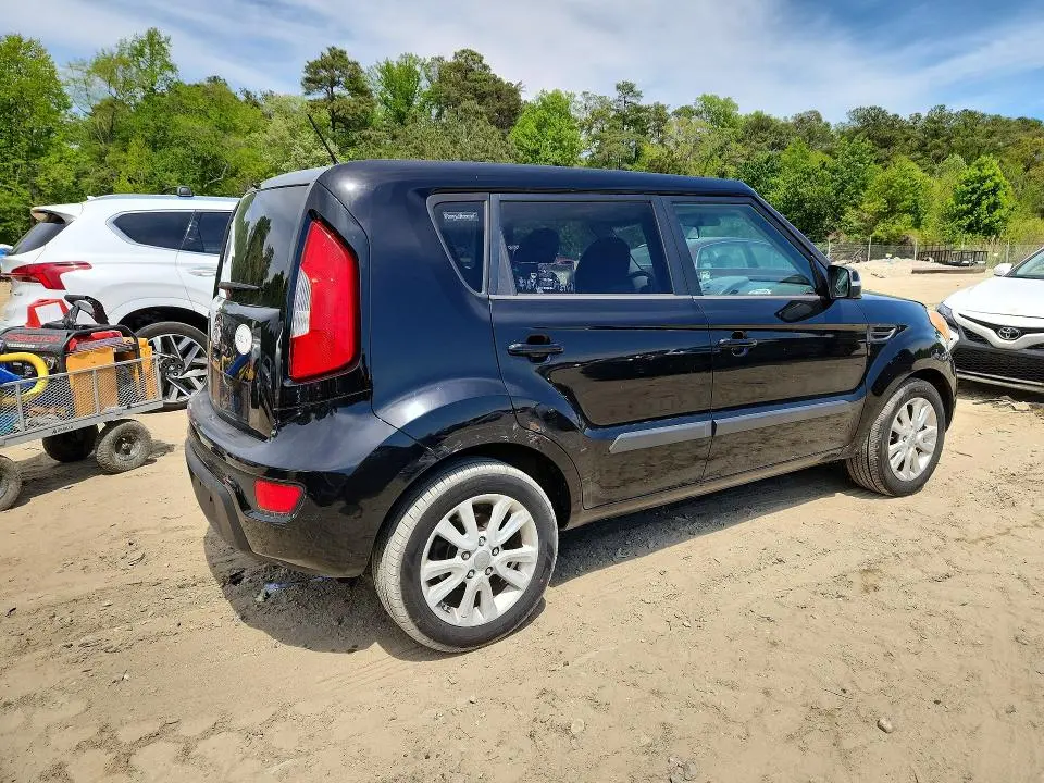 2012 KIA SOUL +  