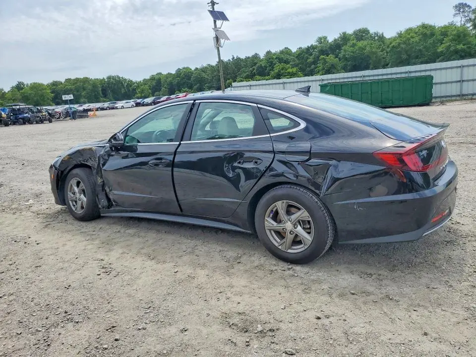 2023 HYUNDAI SONATA SE  