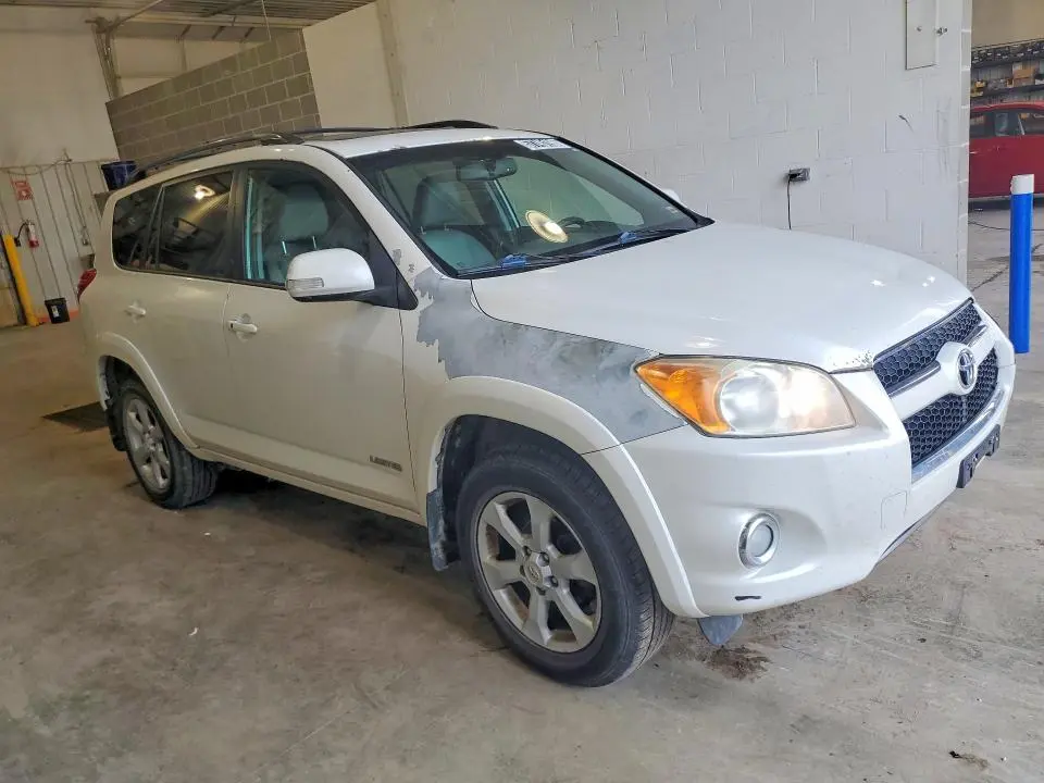 2011 TOYOTA RAV4 LIMITED  