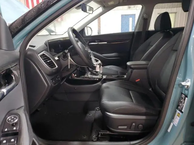 2025 KIA SELTOS EX  