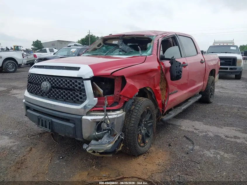 2018 TOYOTA TUNDRA SR5 5.7L V8