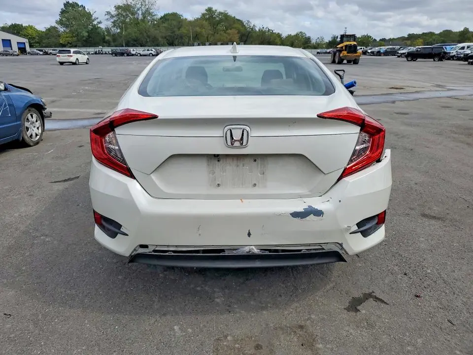 2018 HONDA CIVIC EX  
