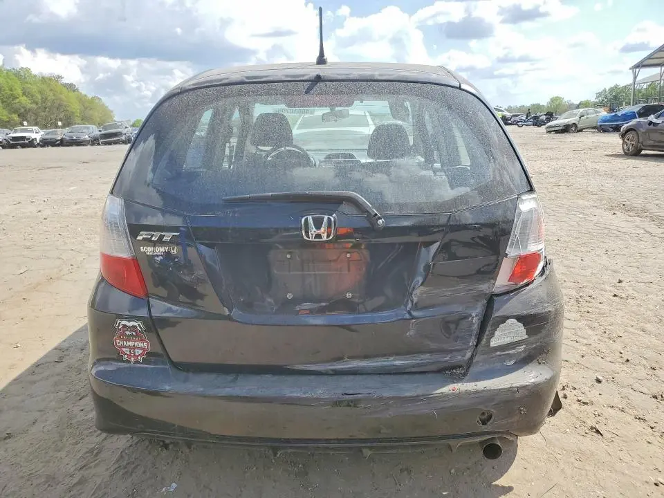 2012 HONDA FIT   