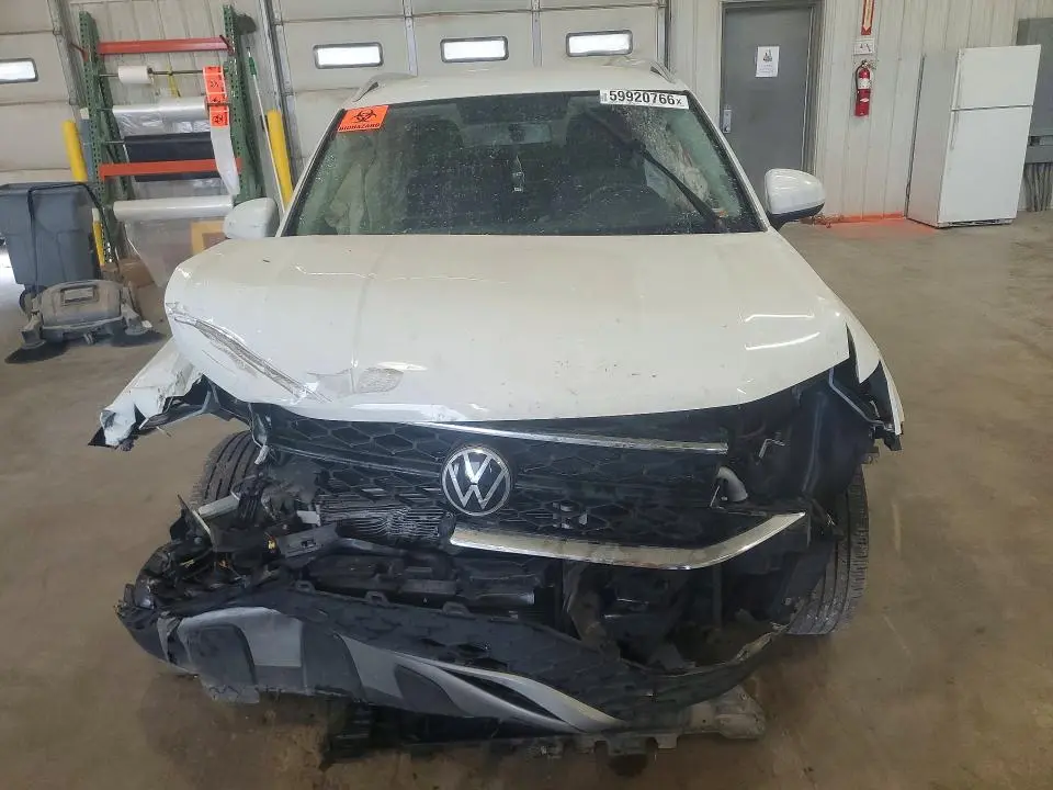 2022 VOLKSWAGEN TAOS SE  