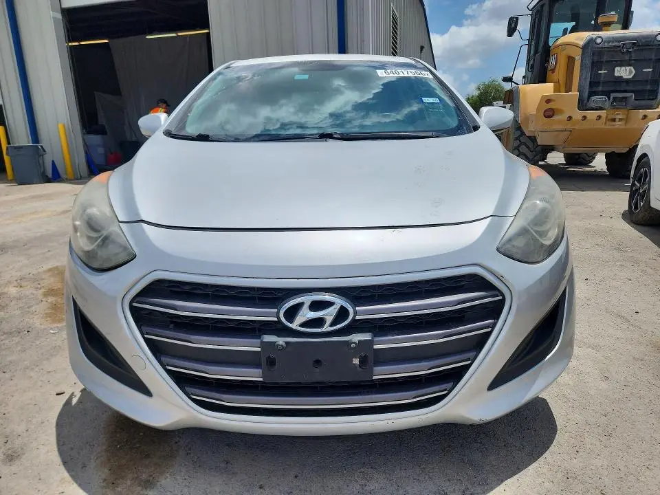 2017 HYUNDAI ELANTRA GT BASE  