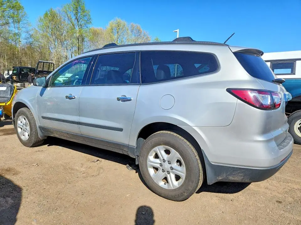 2016 CHEVROLET TRAVERSE LS  