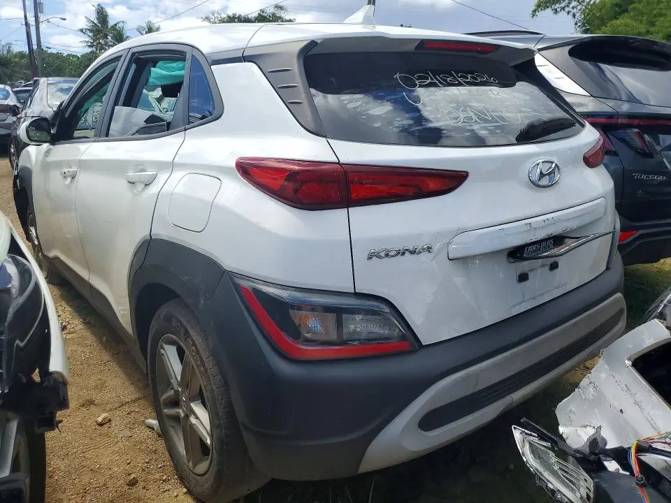 2022 HYUNDAI KONA SE  
