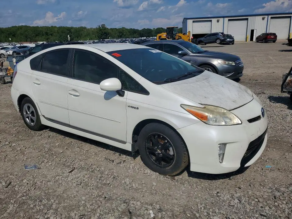 2012 TOYOTA PRIUS TWO  