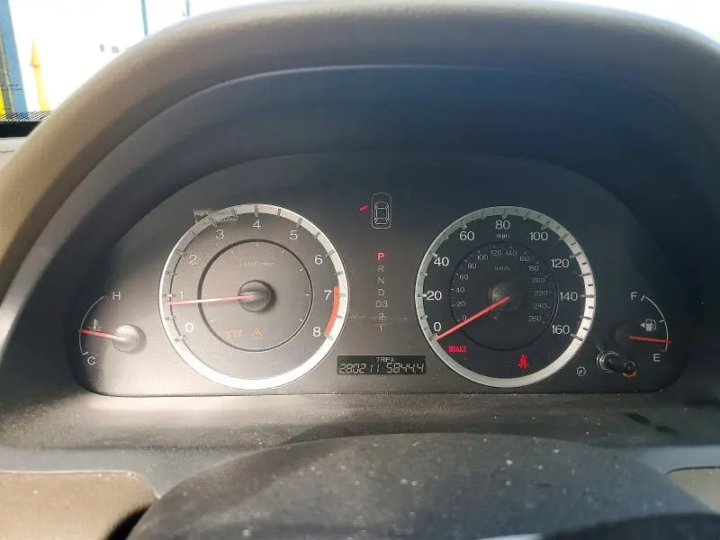 2010 HONDA ACCORD LX  