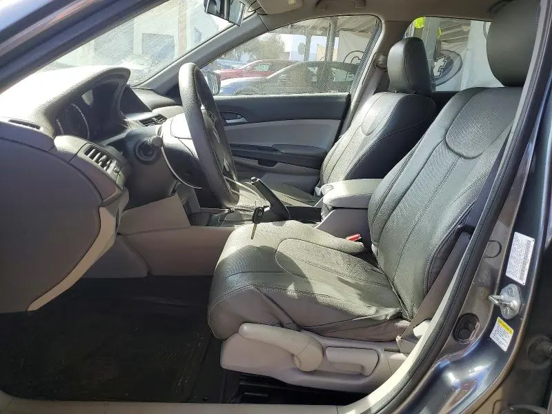 2010 HONDA ACCORD LX  