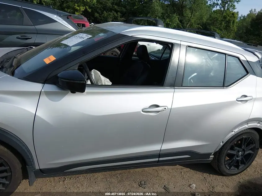 2020 NISSAN KICKS SR XTRONIC CVT