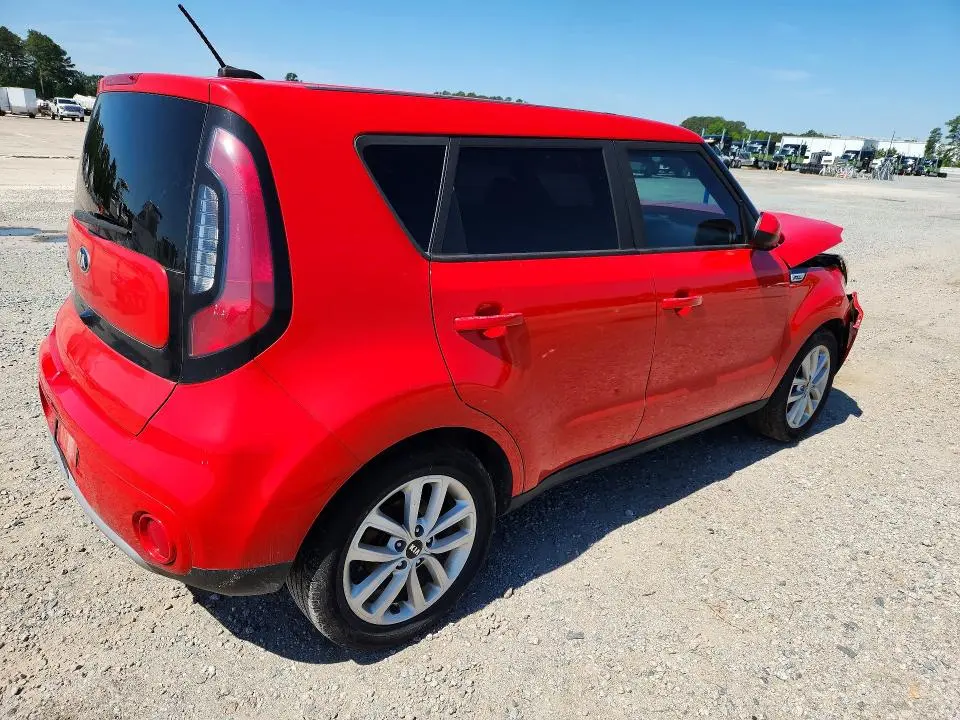 2018 KIA SOUL +  