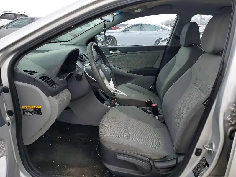 2013 HYUNDAI ACCENT GLS  