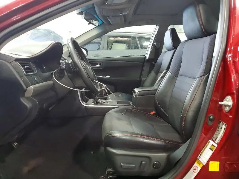 2017 TOYOTA CAMRY SE  
