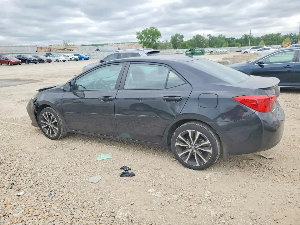 2017 TOYOTA COROLLA XSE  