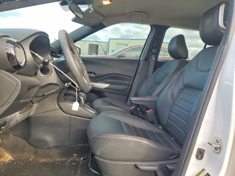 2020 NISSAN KICKS SR  