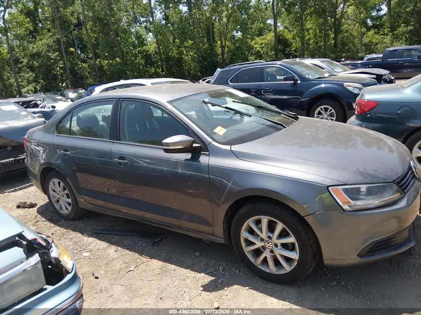 2012 VOLKSWAGEN JETTA 2.5L SE