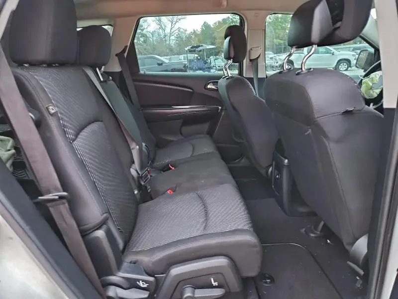 2014 DODGE JOURNEY SE  