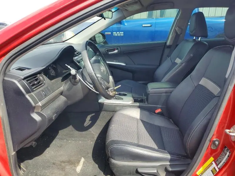 2013 TOYOTA CAMRY SE  