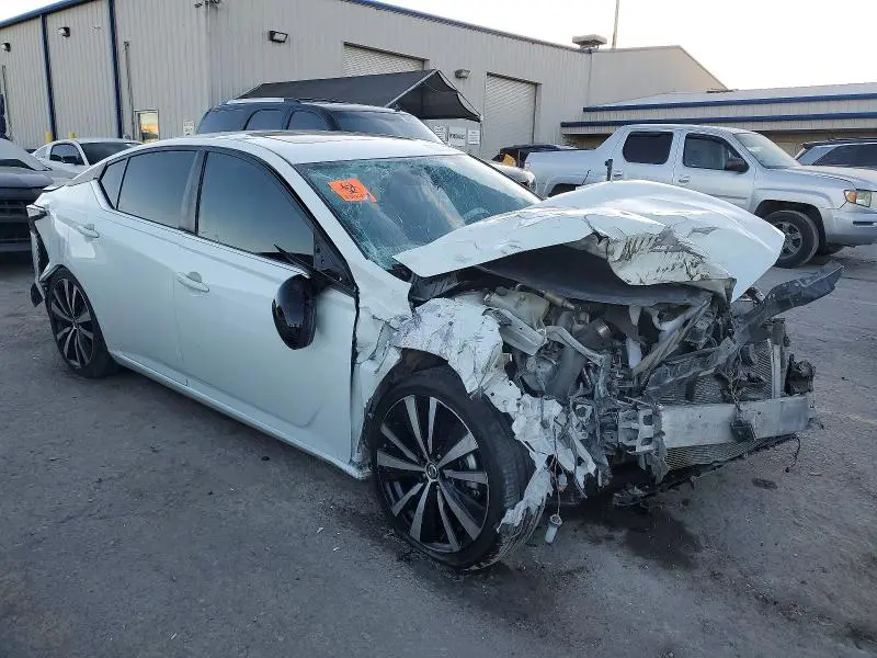 2022 NISSAN ALTIMA 2.0 SR  