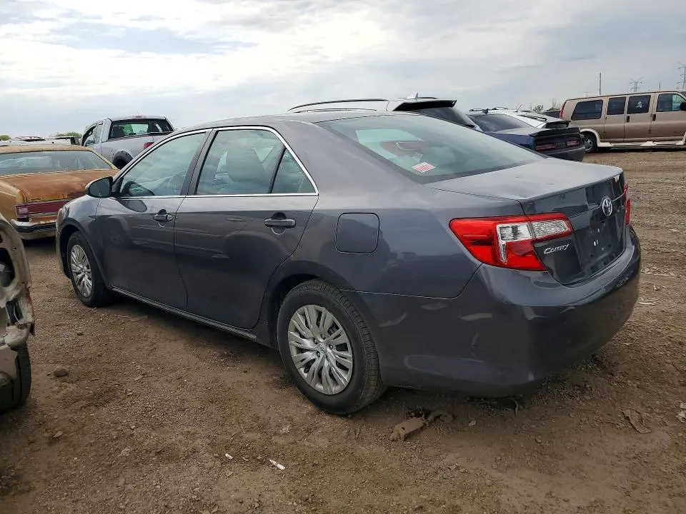 2014 TOYOTA CAMRY LE  