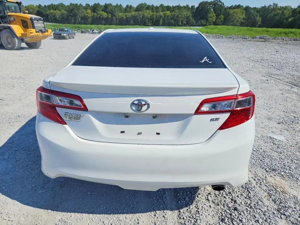 2012 TOYOTA CAMRY SE  