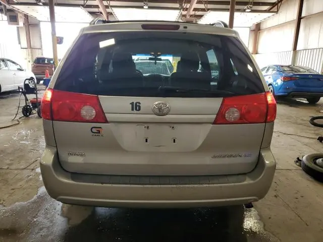 2010 TOYOTA SIENNA CE  