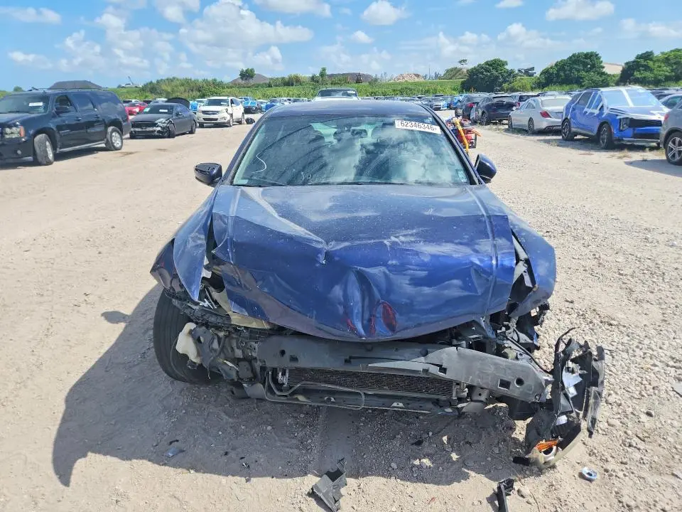 2011 HONDA ACCORD LX  
